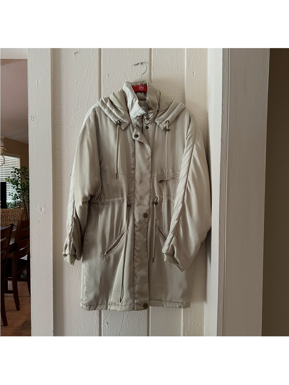 PERFECT URBAN OUTFITTERS PUFFY MUTED GOLD RAIN COAT SO CUTE! XS